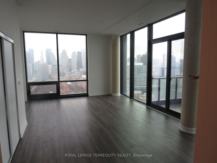 Property Photo:  35 Parliament Street 3304  ON M5A 0Z5 