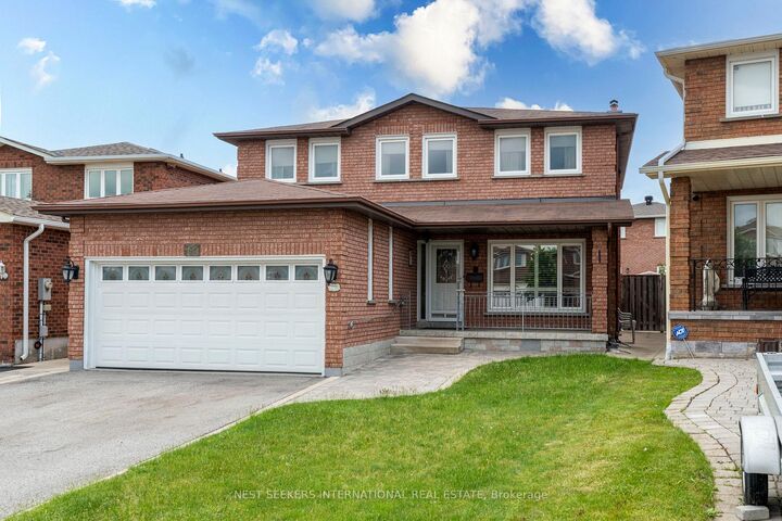 Property Photo: 19 Kaiser Drive ON L4L 3V2