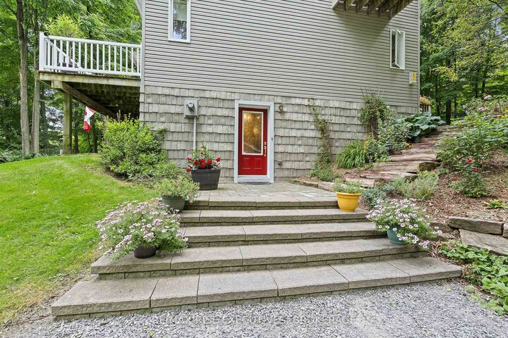 Property Photo: 196 Old River Road ON K0E 1R0