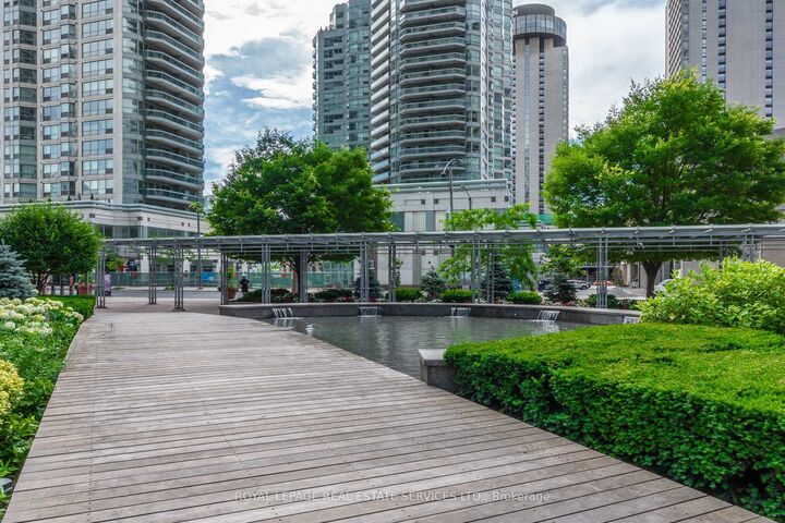 Property Photo: 18 Harbour Street 1204 ON M5J 2Z6