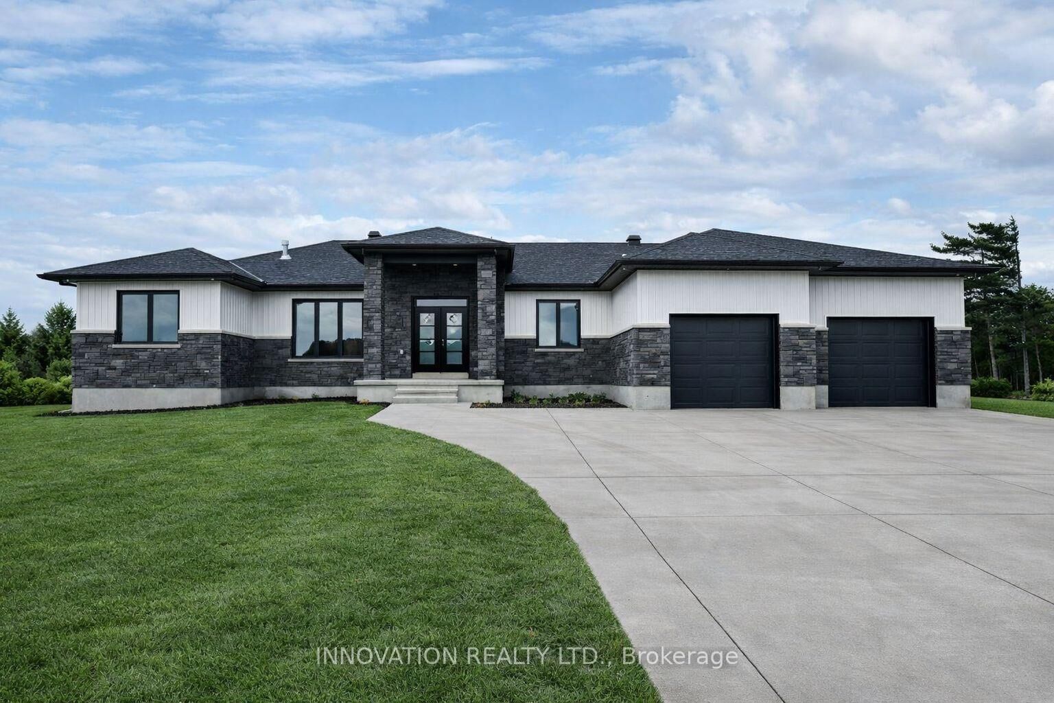 Property Photo: 3788 Harvestmoon Drive ON K0A 2W0