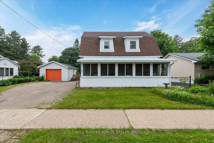 116 Main Street W — photo 1
