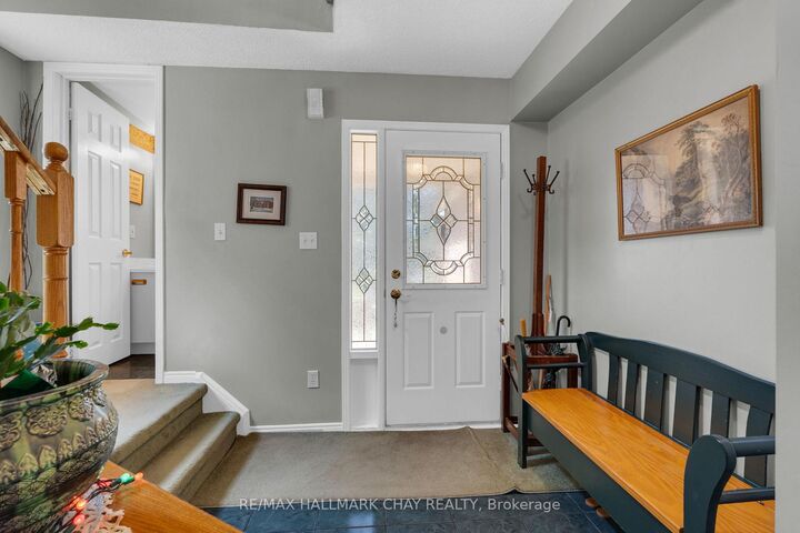 Property Photo:  25 Cartwright Drive  ON L4M 6E2 