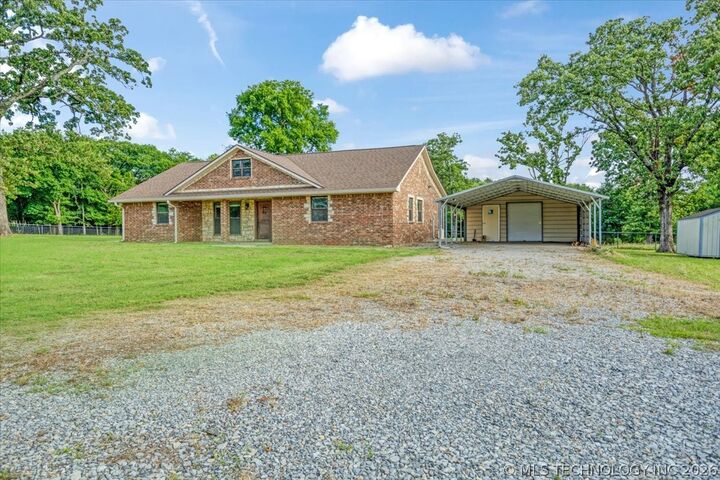 Property Photo: 7939 W G Bar Road OK 74525