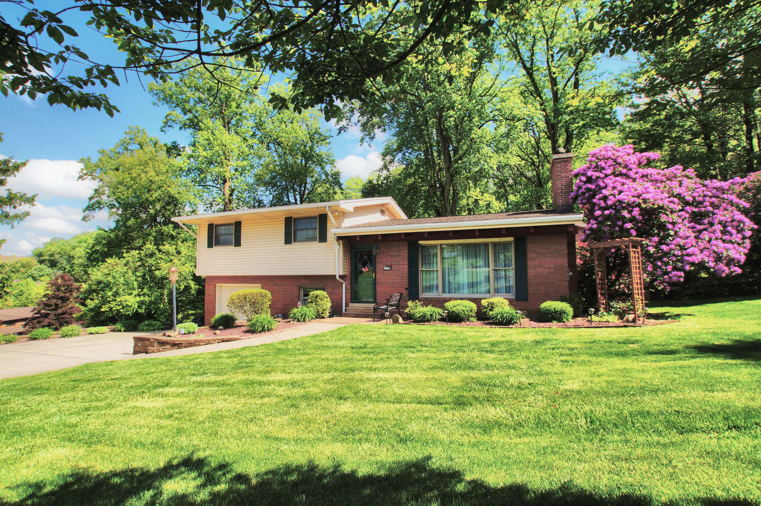 Property Photo: 310 North Drive PA 15644