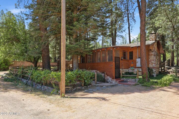 Property Photo:  372 S Short Road  AZ 85541 