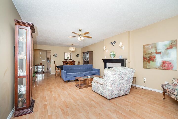 Property Photo: 12049 217th Street 11 BC V2X 5L2