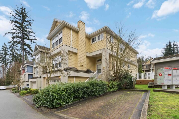 Property Photo: 3495 147A Street 4 BC V4P 0C9