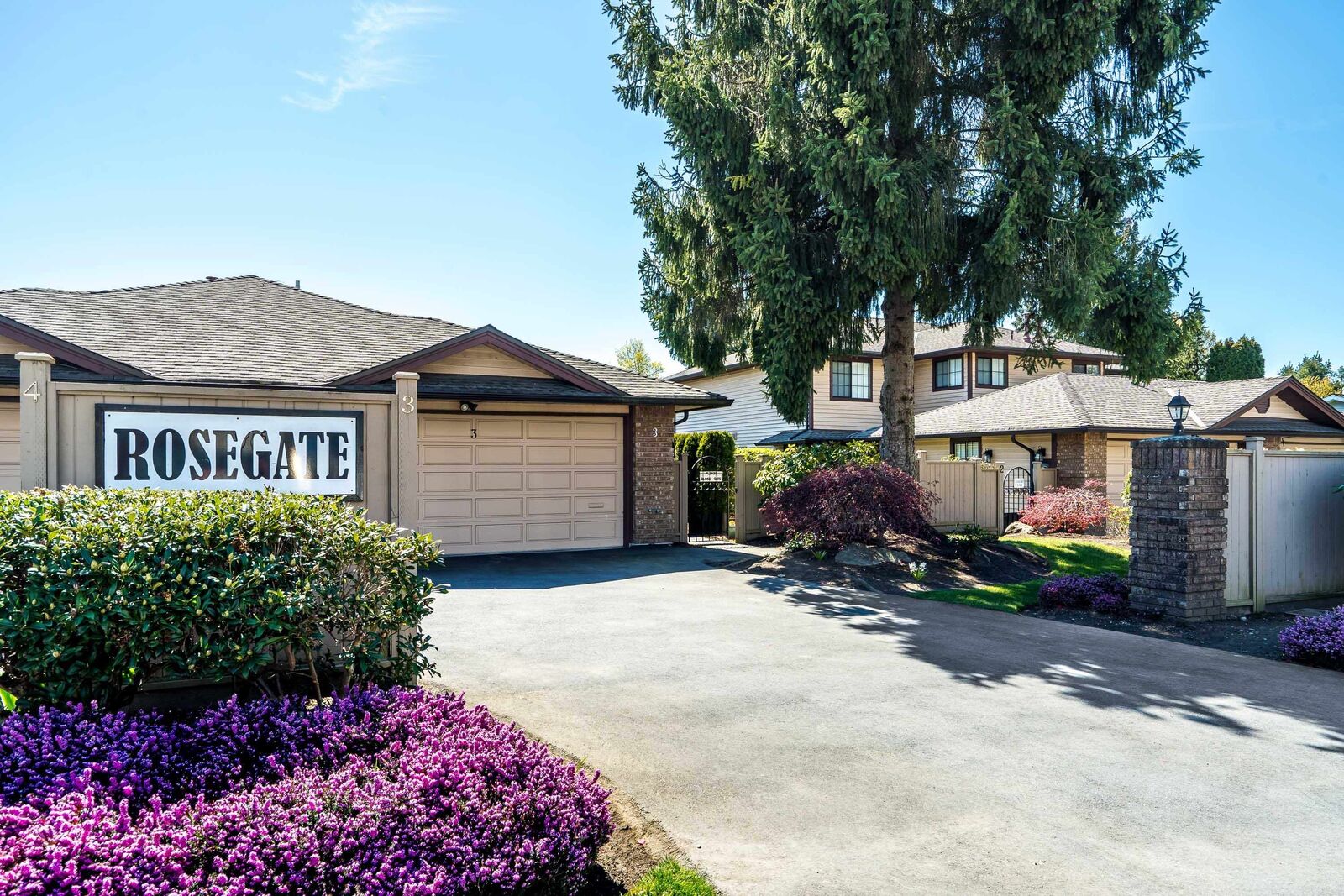 Property Photo: 15148 20 Avenue 3 BC V4A 8S1