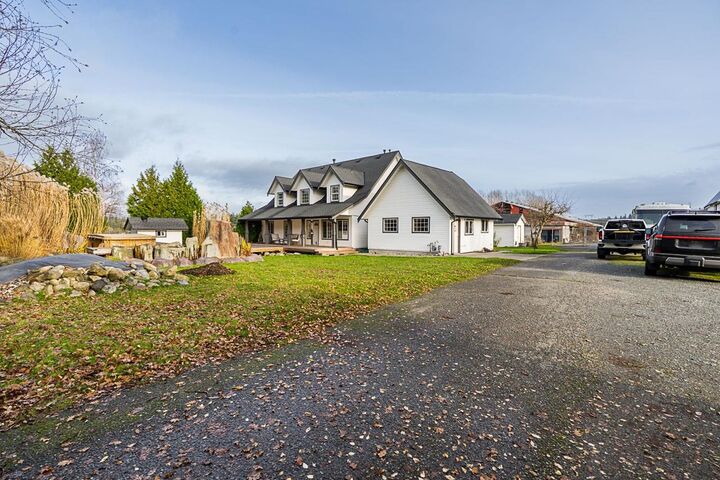 Property Photo: 174 176 Street BC V3S 9S4