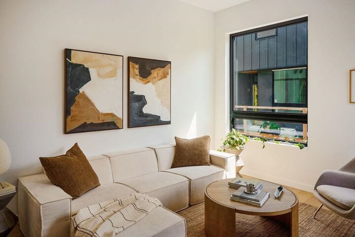 Property Photo: 37940 Fourth Avenue 3 BC V8B 0P7