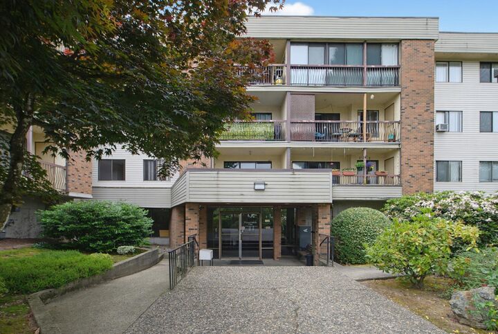 Property Photo: 45650 McIntosh Drive 1115 BC V2P 6Y5