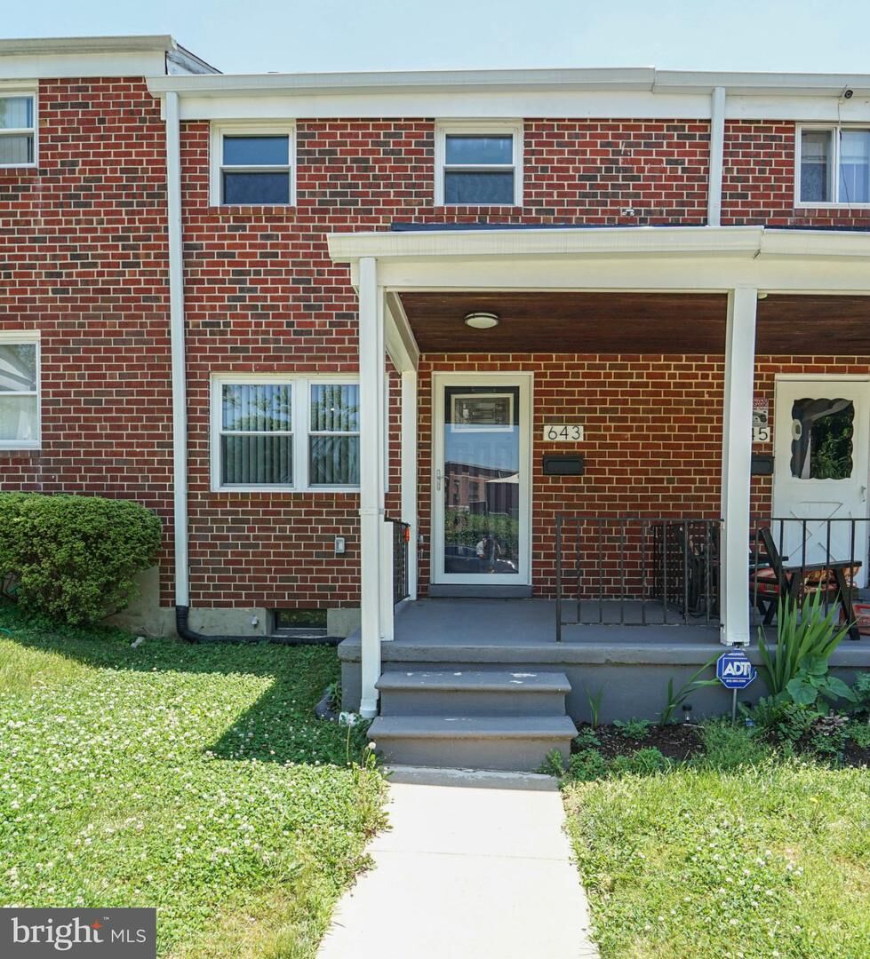 Property Photo:  643 S Wickham Road S  MD 21229 