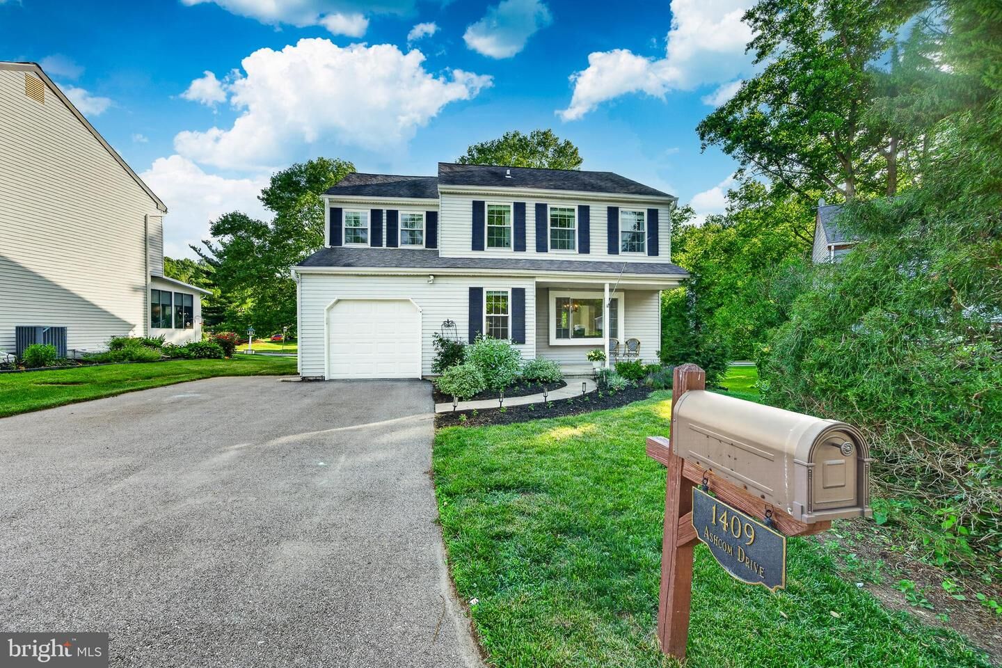 Property Photo: 1409 Ashcom Drive PA 19335