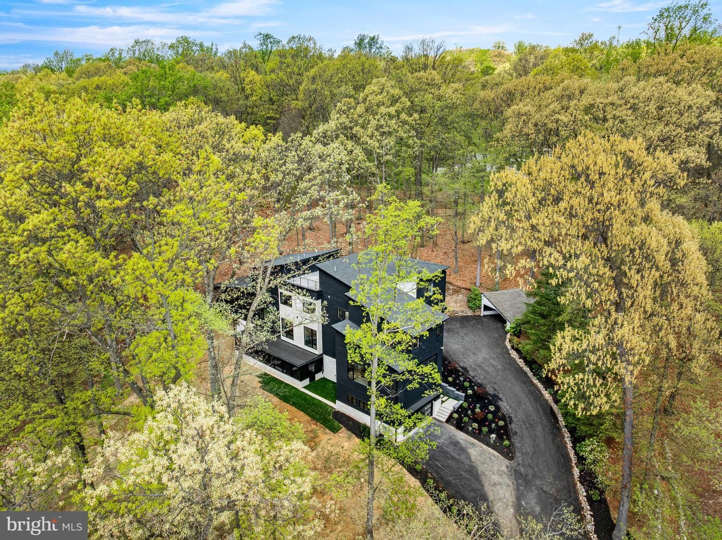 Property Photo: 1994 Rochambeau Drive PA 19355