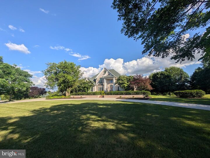 Property Photo: 13 Southwatch Lane PA 17050