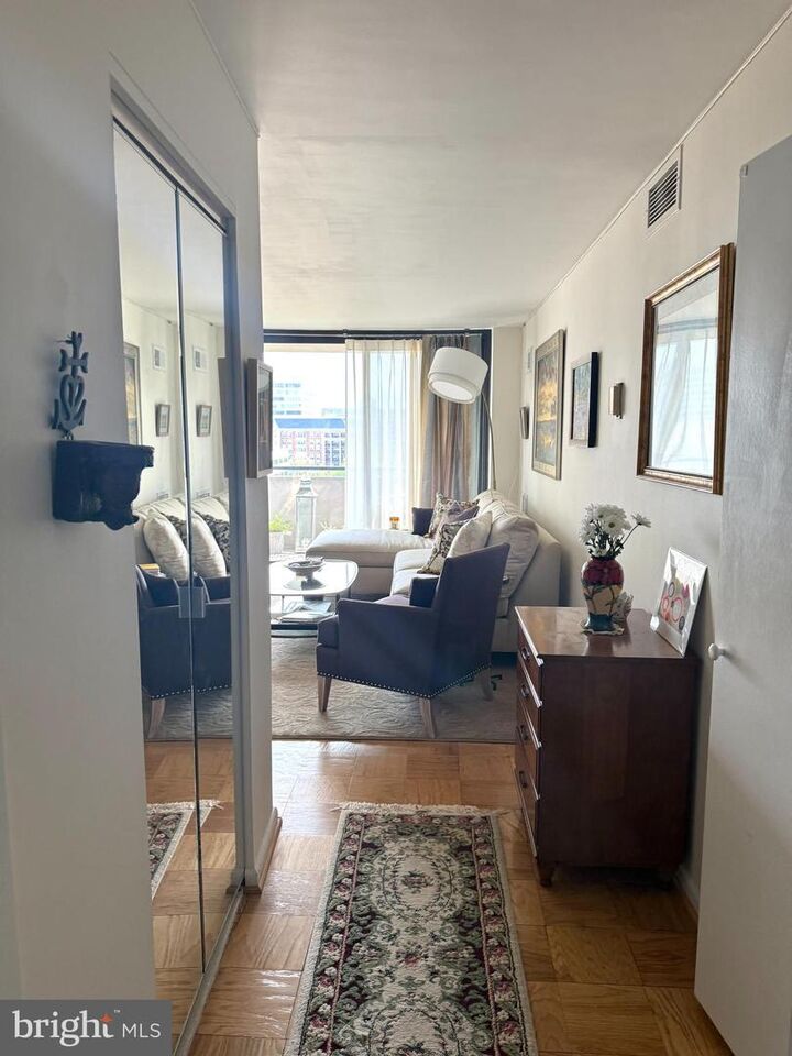 Property Photo:  4620 N Park Avenue 1502E  MD 20815 