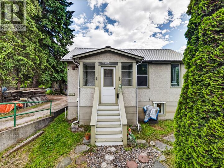 Property Photo:  116 Anderson Street  BC V1L 3X5 