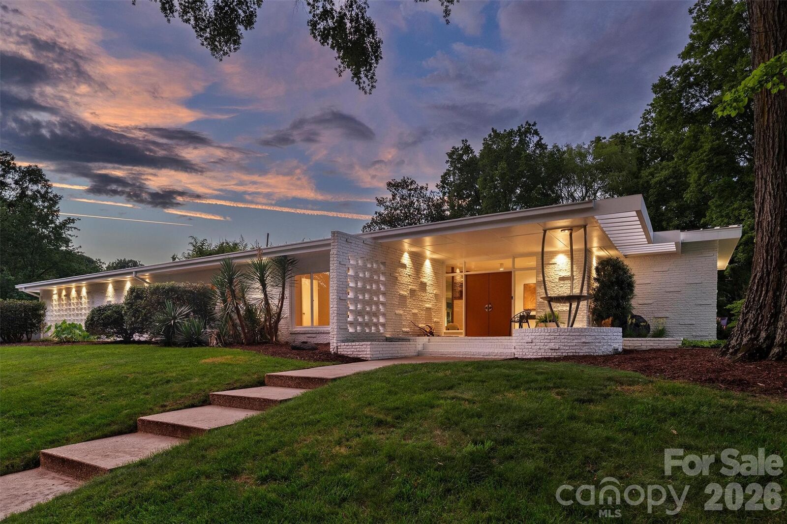 Property Photo:  1818 Cloister Drive  NC 28211 