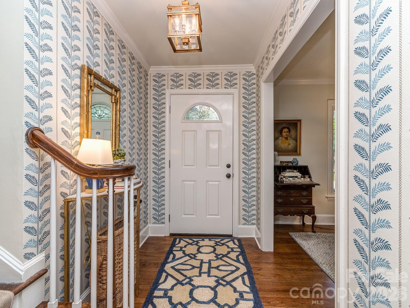 Property Photo:  6817 Ronda Avenue  NC 28211 