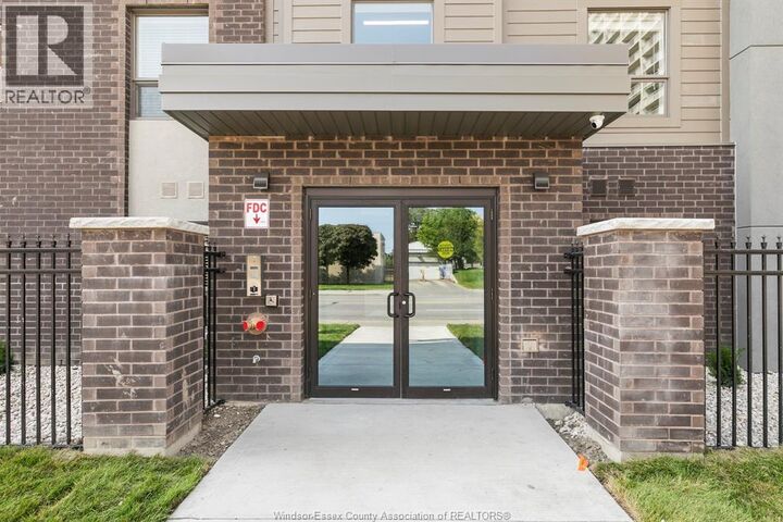 Property Photo: 955 Ouellette Avenue 203 ON N9A 4J5