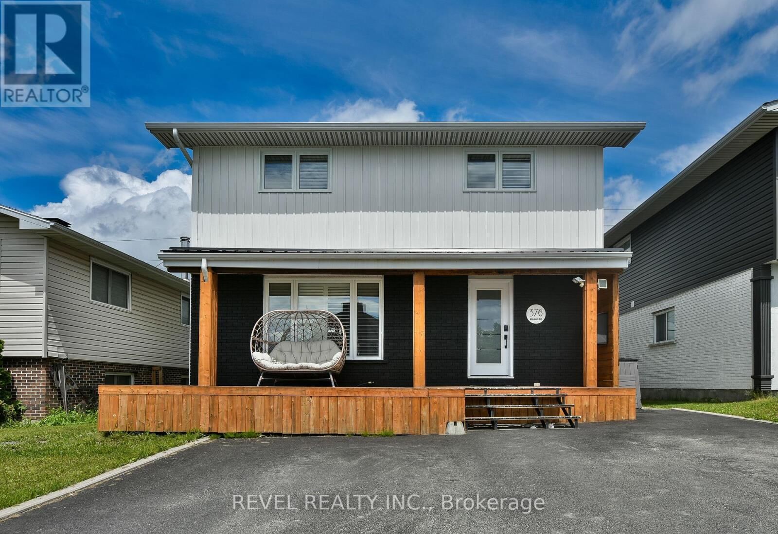 Property Photo:  376 Morandin Avenue  ON P4N 7R4 
