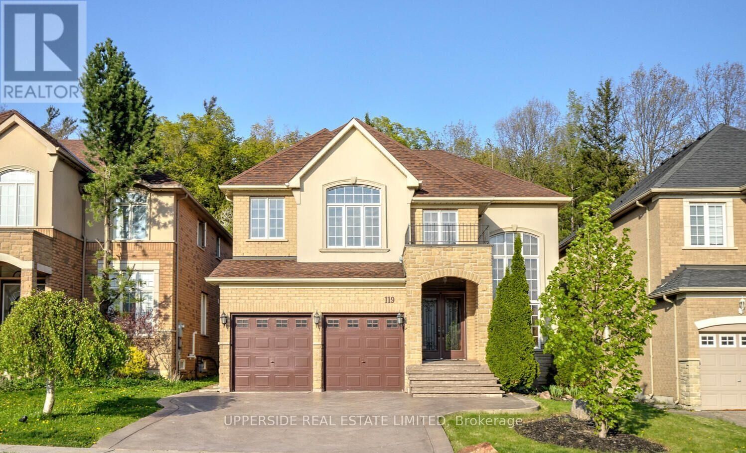 Property Photo:  119 Thornhill Woods Drive  ON L4J 8R5 