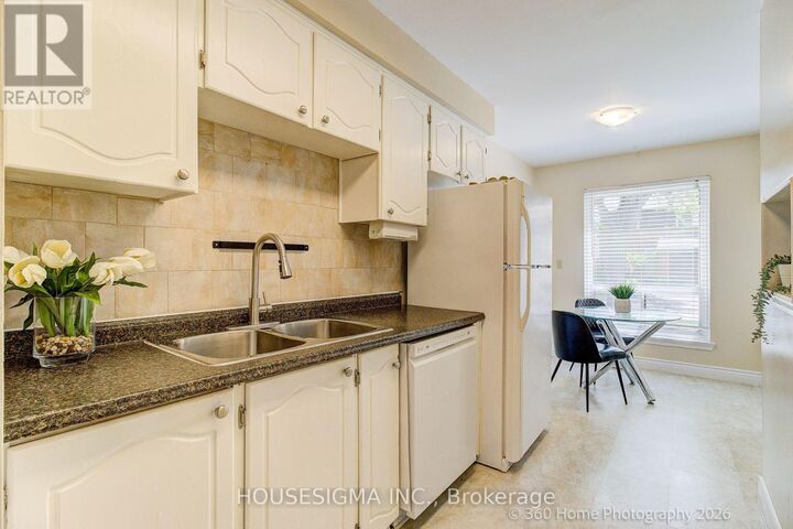 Property Photo:  155 Glovers Road 73  ON L1G 7A4 