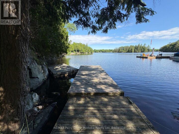 Property Photo:  85 Sunnyshore Park Drive  ON P2A 0B5 