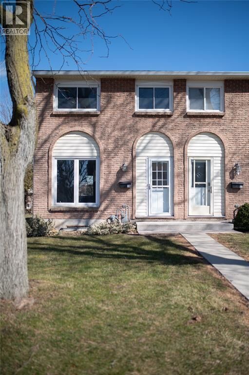 Property Photo: 27 Turner Drive 36 ON N7S 4R9