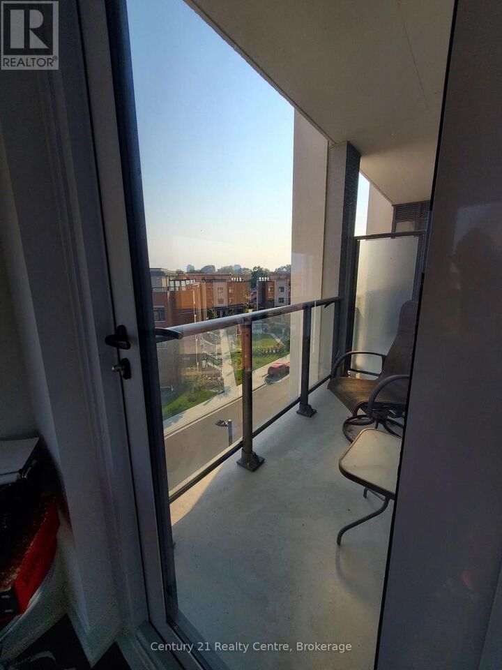 Property Photo: 1063 Douglas McCurdy Comm Circle 408 ON L5L 3H9