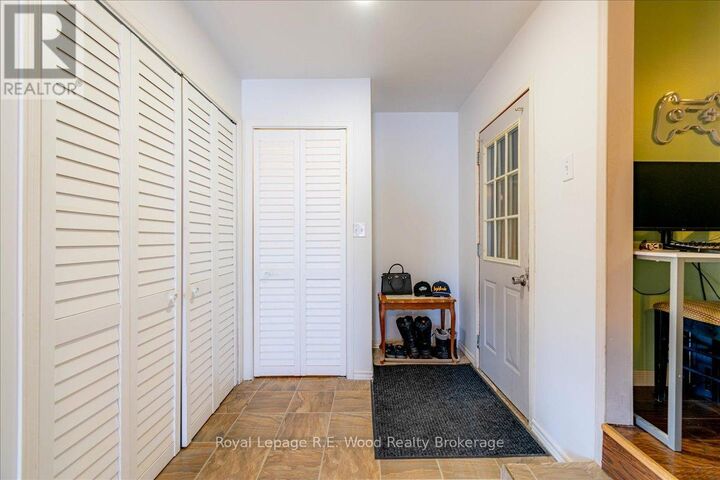 Property Photo: 44 Stover Street North ON N0J 1P0