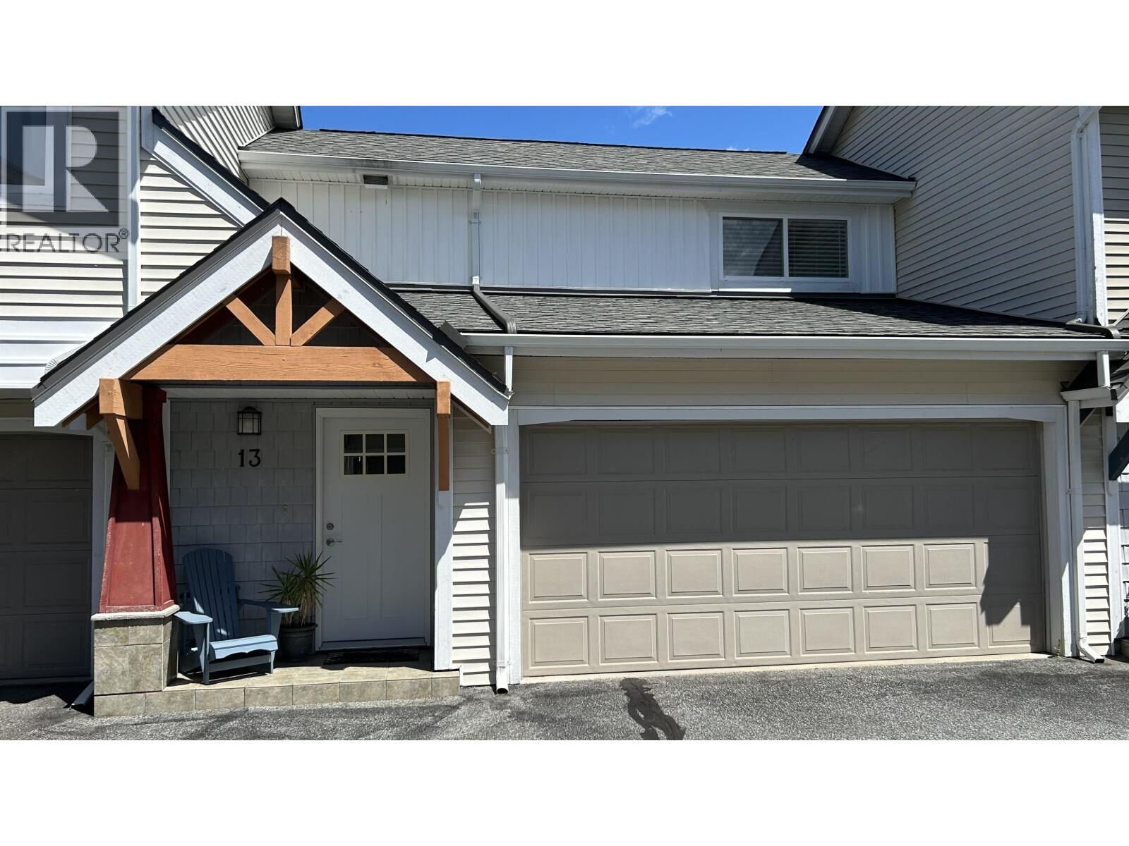 Property Photo: 1821 East Willow Crescent BC V8B 0L9