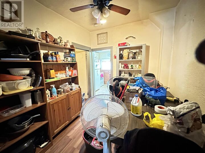 Property Photo: 10 Grace St ON P6A 2S6