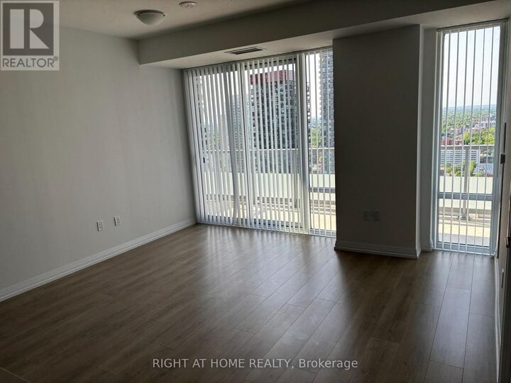 Property Photo:  50 Dunfield Avenue 3118  ON M4S 0E4 