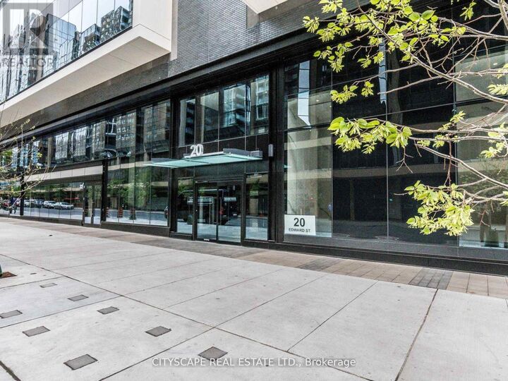 Property Photo:  20 North Edward Street 1302  ON M5G 0C5 