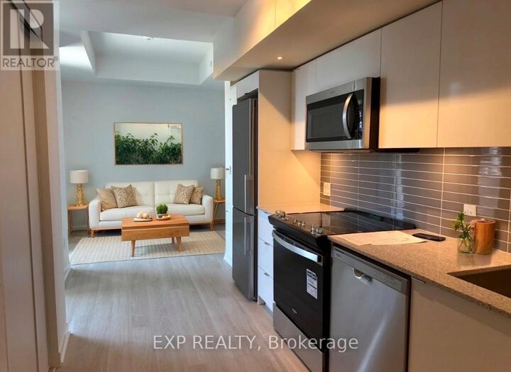 Property Photo:  500 Wilson Avenue 818  ON M3H 5Y9 