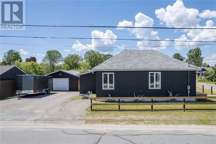 Property Photo:  431 John Street  ON P5E 1K9 