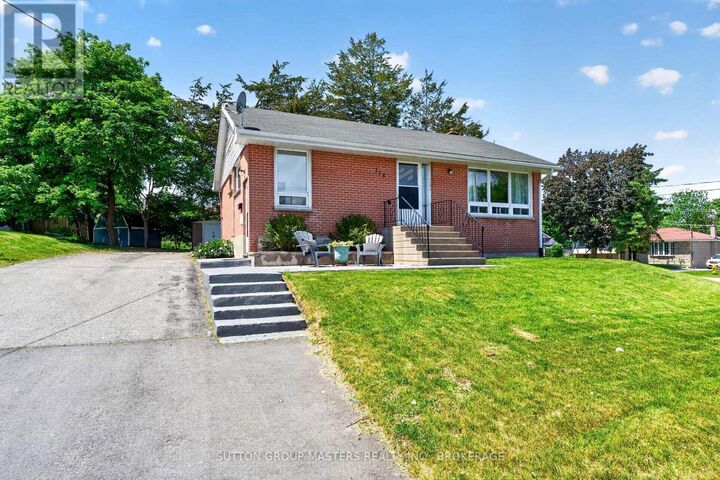 Property Photo:  118 Orchard Drive  ON K8P 2K9 
