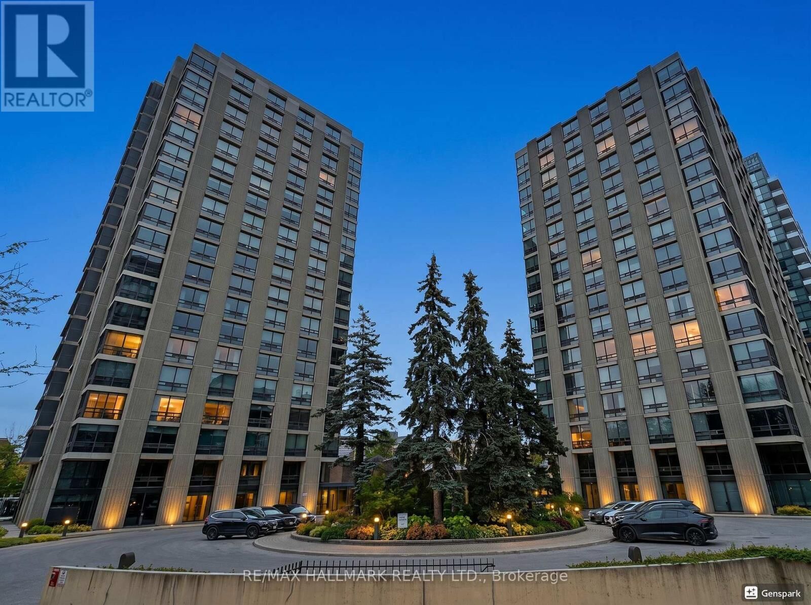 Property Photo: 619 Avenue Road 201 ON M4V 2K6