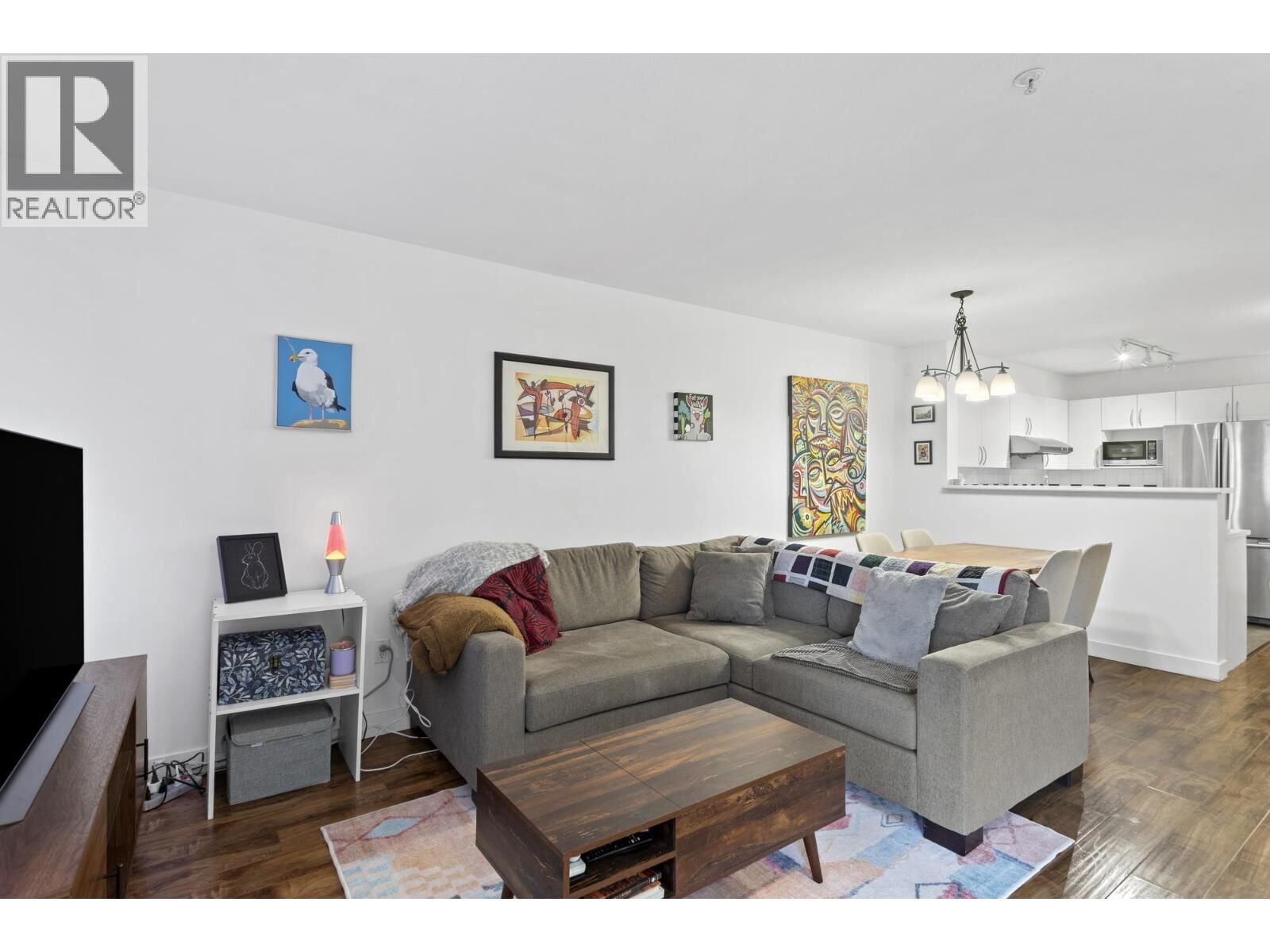 Property Photo: 688 East 16th Avenue 104 BC V5T 2V4