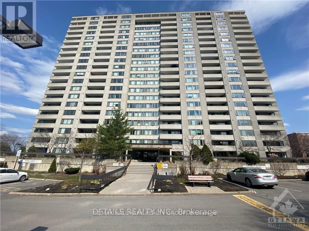 Property Photo: 2625 Regina Street 2102 ON K2B 5W8