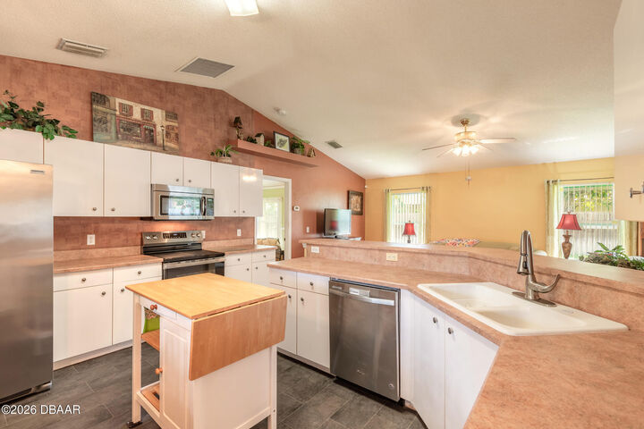 Property Photo:  2919 Oak Lea Drive  FL 32119 