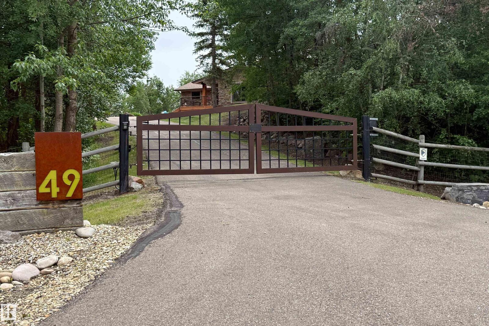 Property Photo:  51248 Range Road 231 49  AB T8B 1K7 
