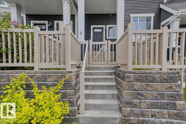 Property Photo: 2905 141 Street SW 3 AB T6W 3M4