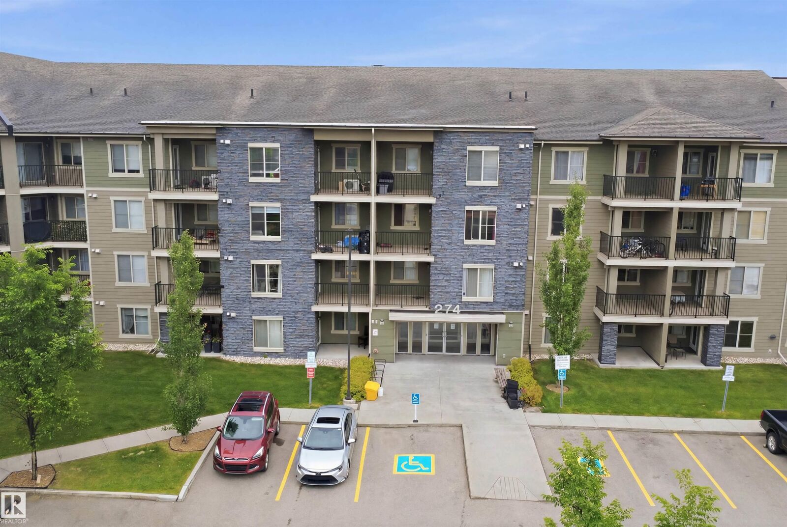 Property Photo:  274 McConachie Drive NW 115  AB T5Y 3N4 