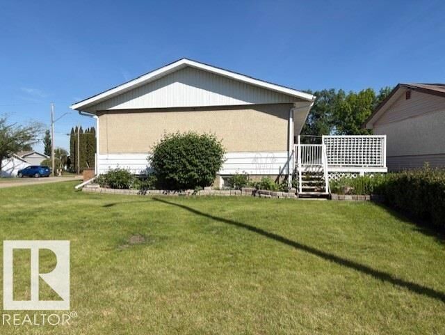 Property Photo:  10604 104 Street  AB T7P 1M2 