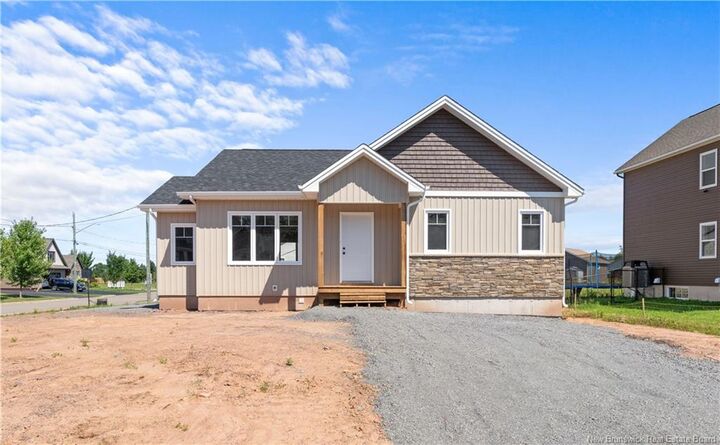 115 Carrington Drive — photo 1