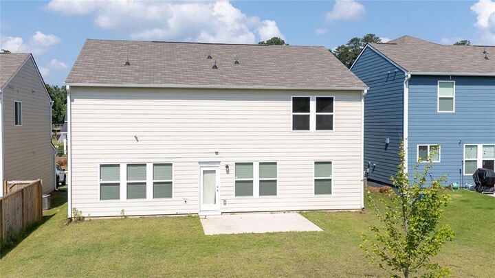 Property Photo: 237 Traminer Way GA 30517