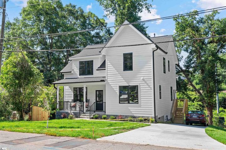 Property Photo:  34 Lowndes Hill Road  SC 29607 
